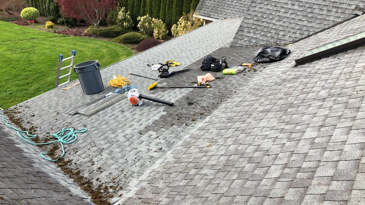 Roof Repair Contractors Serving Kirkland, Bellevue, Redmond & the Eastside