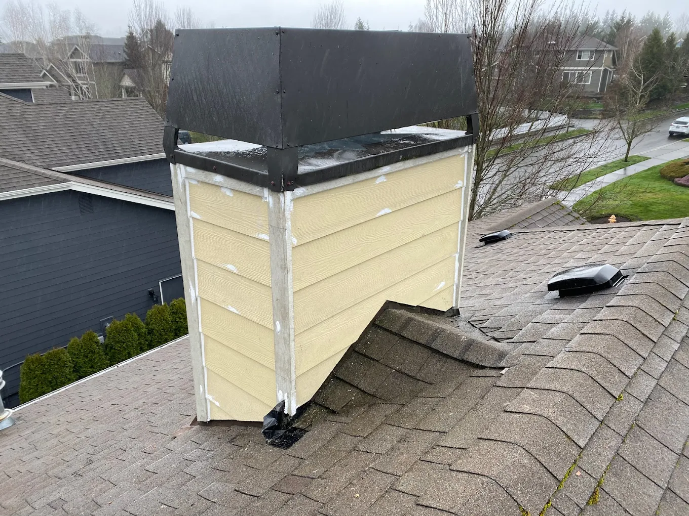 Roof Repair Contractors Serving Kirkland, Bellevue, Redmond & the Eastside Chimney
